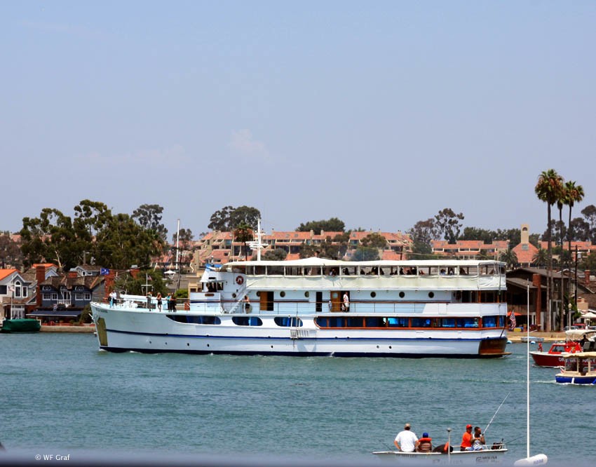 Canada goose hotsell 7968m yacht